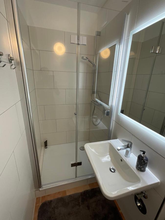 Ferienwohnung 1 Zimmer App Ankerplatz 43 Im Olympiazentrum Kiel Bagian luar foto